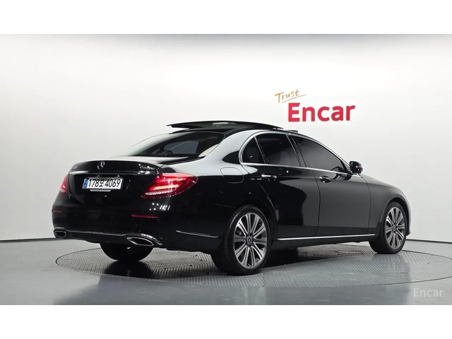 Mercedes-Benz E 400 AIRMATIC | BURMESTER | DISTRONIC | ОБДУХВАНЕ - автомобили, коли, обяви за нови и употребявани 2
