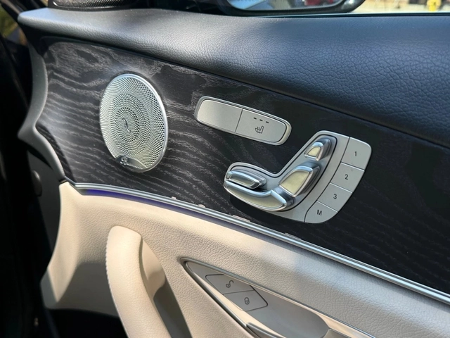 Mercedes-Benz E 400 AMG* Burmester* 360* ДИСТРОНИК* ЕДИН СОБСВЕНИК* - автомобили, коли, обяви за нови и употребявани 12