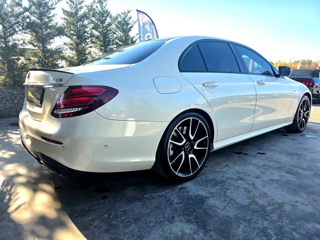 Mercedes-Benz E 43 AMG 9G TRONIC FULL CARBON СЕРВИЗНА ИСТОРИЯ ЛИЗИНГ 100% - автомобили, коли, обяви за нови и употребявани 9