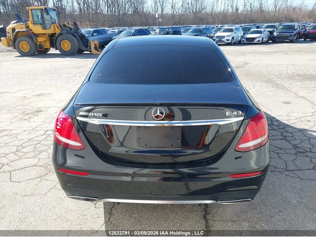 Mercedes-Benz E 43 AMG * BURMESTER* 4MATIC* Head Up* Carbon* Обдухване - автомобили, коли, обяви за нови и употребявани 4