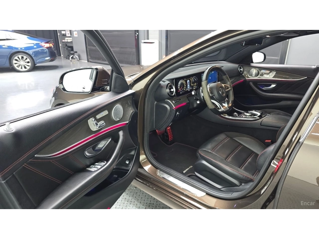 Mercedes-Benz E 43 AMG 4MATIC* ДИСТРОНИК* ПОДГРЕВ* ОБДУХВАНЕ* 360* HUD* - автомобили, коли, обяви за нови и употребявани 7