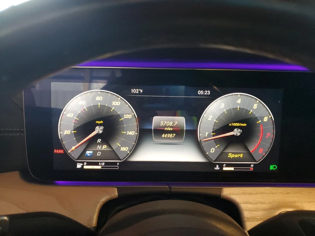 Mercedes-Benz E 450 AMG* Burmester* Дигит. табло* Амбиент - автомобили, коли, обяви за нови и употребявани 8