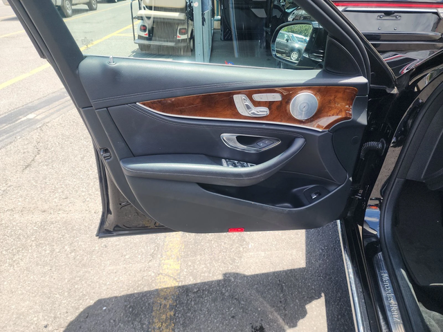 Mercedes-Benz E 450 AMG* 360* BURMASTER* PANO* AMBIENT* KEYLESS* М.ТОЧ - автомобили, коли, обяви за нови и употребявани 10