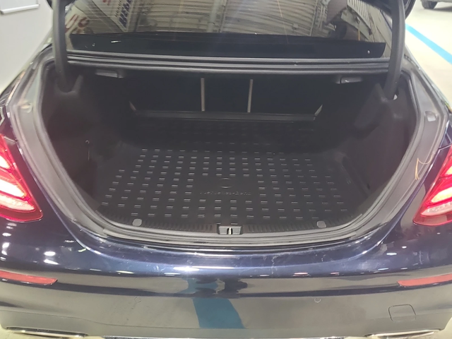 Mercedes-Benz E 450 - автомобили, коли, обяви за нови и употребявани 8