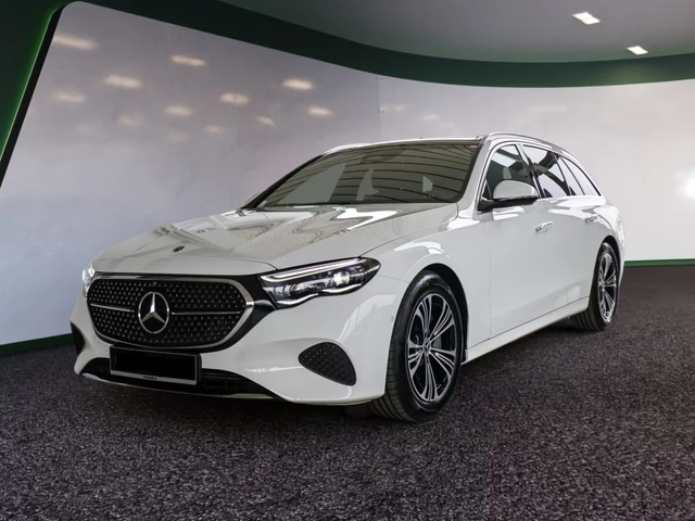 Mercedes-Benz E 450 d 4M T - автомобили, коли, обяви за нови и употребявани 0