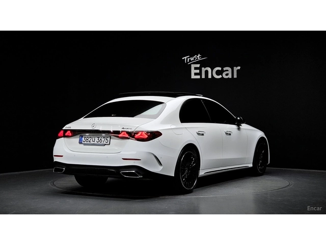 Mercedes-Benz E 450 4MATIC* AMG* ПОДГРЕВ* ОБДУХВАНЕ* ПАНО* 360* HEAD-U - автомобили, коли, обяви за нови и употребявани 1