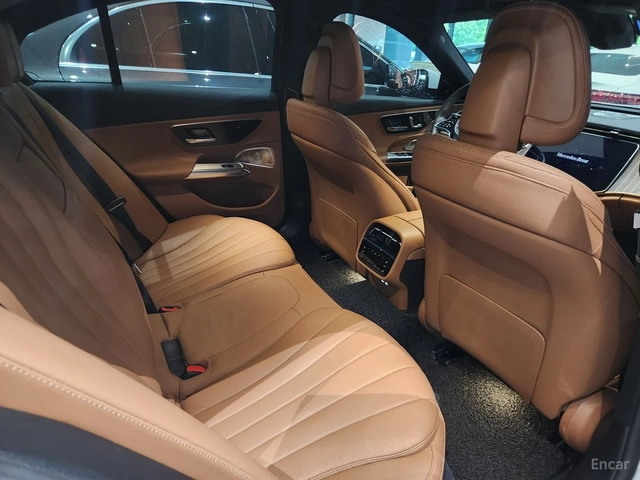 Mercedes-Benz E 450 4MATIC* HUD* 360* КОЖА* НАВИ* ПАНО* ОБДУХВ - автомобили, коли, обяви за нови и употребявани 8