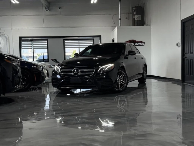 Mercedes-Benz E 450 4MATIC* AMG* BURMESTER* DISTRONIC* 360* ПАНОРАМА - автомобили, коли, обяви за нови и употребявани 1