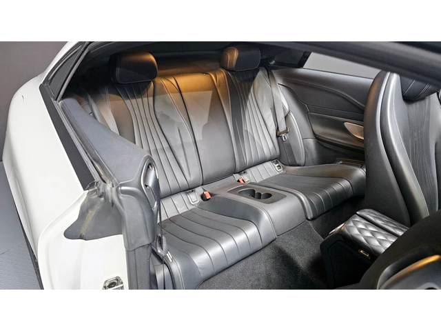 Mercedes-Benz E 450 4MATIC Coupe AMG Line - автомобили, коли, обяви за нови и употребявани 10