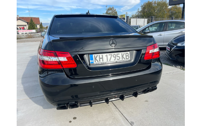 mercedes-benz-e-50-amg - 4