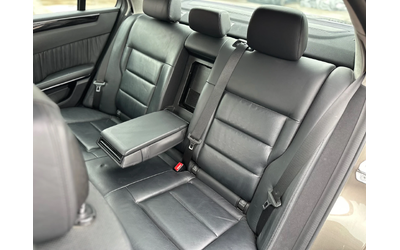 Mercedes-Benz E 500 * AVANTGARDE* 4MATIC* - автомобили, коли, обяви за нови и употребявани 12