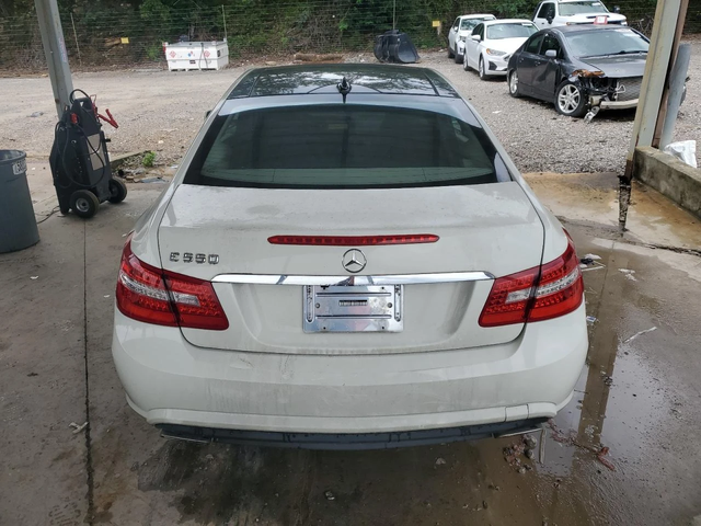 Mercedes-Benz E 500 ОБУХВАНЕ* КАМЕРА* ПОДГРЕВ* HARMAN/KARDON - автомобили, коли, обяви за нови и употребявани 5