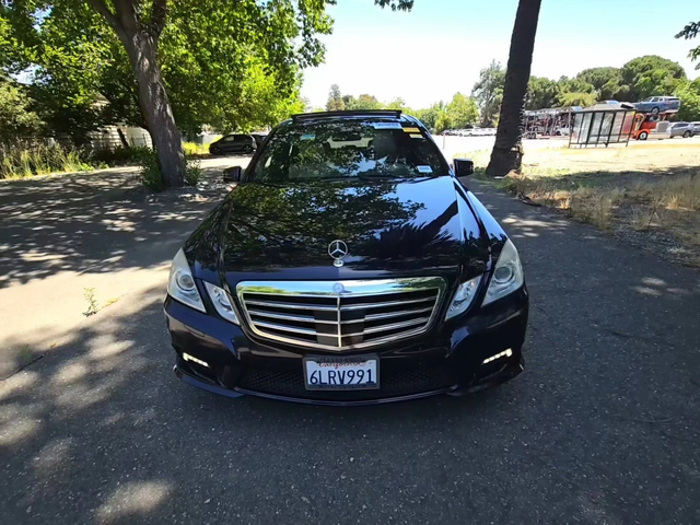 Mercedes-Benz E 500 AMG* HARMAN* МАСАЖ* ПАНО* ДИСТРОНИК* ОБДУХ* LANE A - автомобили, коли, обяви за нови и употребявани 0