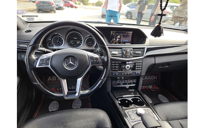 Mercedes-Benz E 500 388кс= ГАЗ= DISTRONIC= KEYLESS= H&K= ОБДУХВАНЕ - автомобили, коли, обяви за нови и употребявани 10