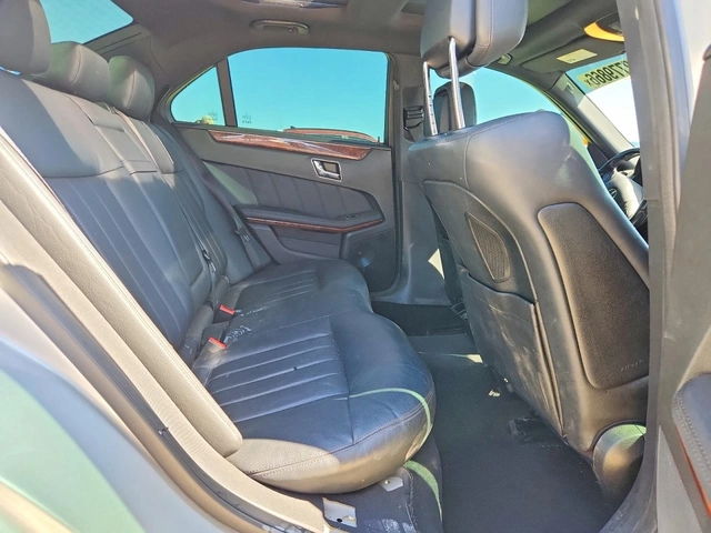 Mercedes-Benz E 500 5.5 V8 4MATIC - автомобили, коли, обяви за нови и употребявани 6
