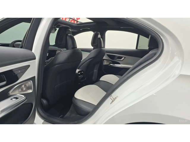 Mercedes-Benz E 53 AMG e* 4MATIC+ * ПОДГРЕВ* ОБДУХВАНЕ* ПАНО* 360* HUD* F - автомобили, коли, обяви за нови и употребявани 7