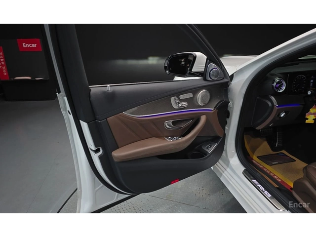 Mercedes-Benz E 53 AMG 4MATIC+ 3D* BURMESTER* ОБДУХВАНЕ* ДИСТРОНИК* ХЕДЪП - автомобили, коли, обяви за нови и употребявани 5