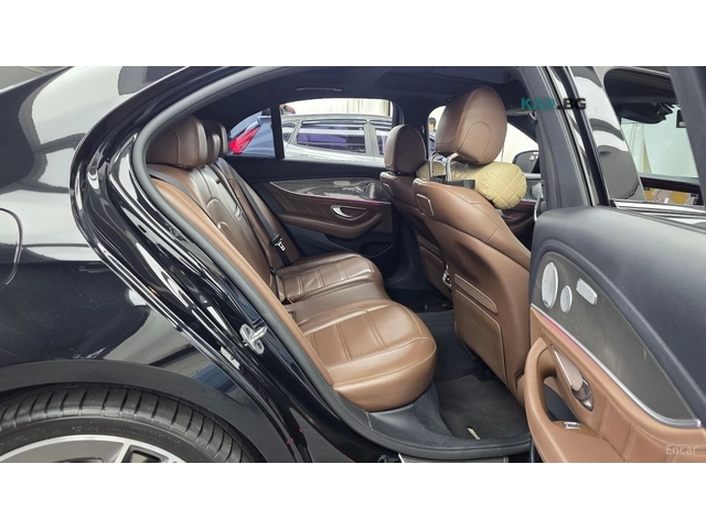 Mercedes-Benz E 53 AMG 4MATIC+ * HUD* КОЖА* ОБДУХВ* МАСАЖ - автомобили, коли, обяви за нови и употребявани 9