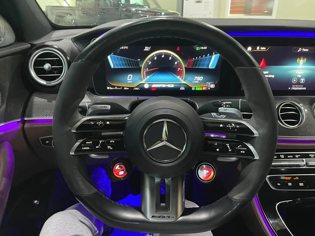 Mercedes-Benz E 53 AMG 4 Matic+ ! - автомобили, коли, обяви за нови и употребявани 14