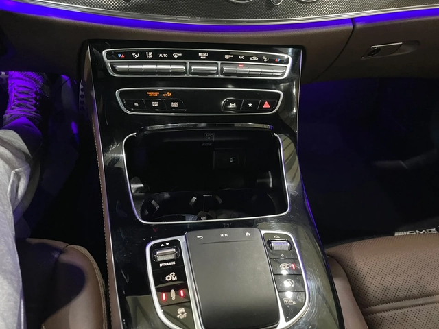 Mercedes-Benz E 53 AMG 4 Matic+ ! - автомобили, коли, обяви за нови и употребявани 16