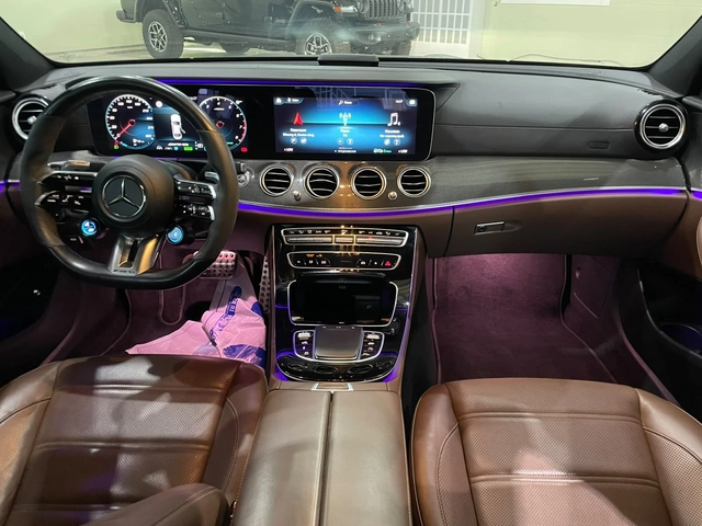 Mercedes-Benz E 53 AMG 4 Matic+ ! - автомобили, коли, обяви за нови и употребявани 8
