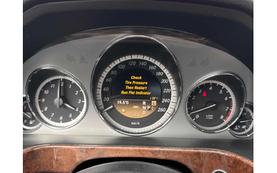 Mercedes-Benz E 55 * ПОДГРЕВ * ОБДУХВАНЕ * ШИБИДАХ * - автомобили, коли, обяви за нови и употребявани 9