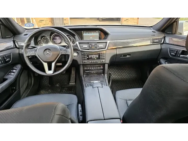 Mercedes-Benz E 55 БЕЗ ИНЦ * ОБДУХВАНЕ * ПАНОРАМА * РЕАЛНИ КМ - автомобили, коли, обяви за нови и употребявани 11