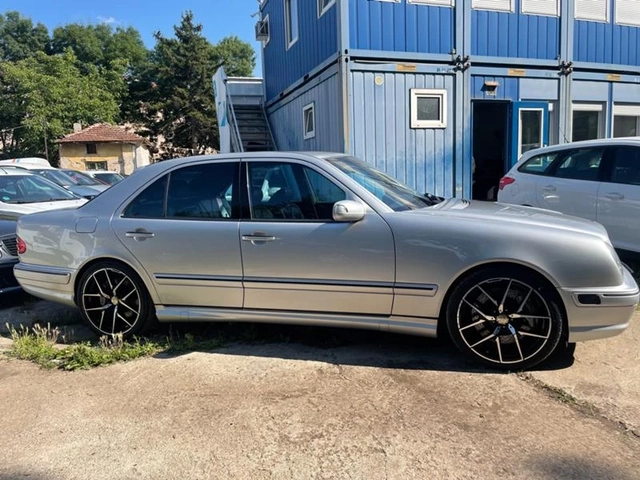 Mercedes-Benz E 55 AMG 66х.мили - автомобили, коли, обяви за нови и употребявани 2