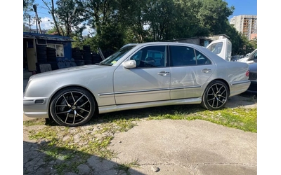 mercedes-benz-e-55-amg - 5