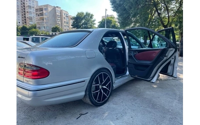 Mercedes-Benz E 55 AMG 66х.мили - автомобили, коли, обяви за нови и употребявани 9