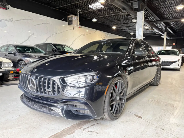 Mercedes-Benz E 55 AMG E 63 S 4MATIC+ Sedan*XTREMELY LOW KMS*11 DEALER SERVICE RECS*850 HP!* All Wheel Drive - автомобили, коли, обяви за нови и употребявани 0