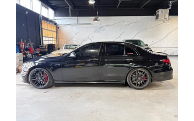 mercedes-benz-e-55-amg-e-63-s-4matic-sedan-xtremely-low-kms-11-dealer-service-recs-850-hp-all-wheel-drive - 5