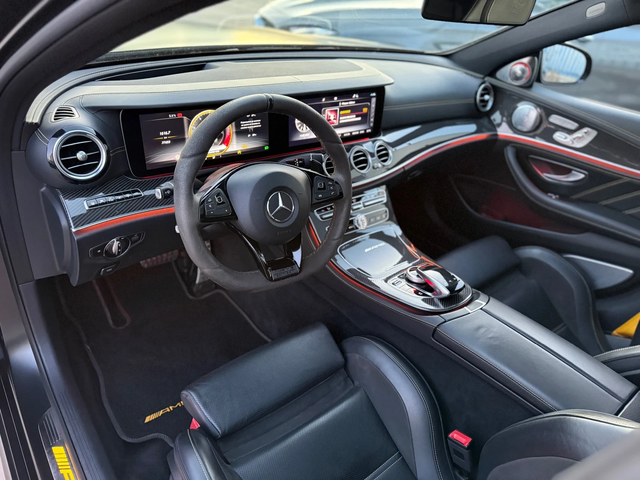Mercedes-Benz E 63 AMG S* EDITION ONE* CARBON* CERAMIC* VIRTUAL* - автомобили, коли, обяви за нови и употребявани 6