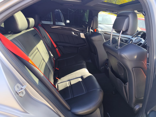 Mercedes-Benz E 63 AMG 4MATIC* V8 BiTURBO* 750k.c.* - автомобили, коли, обяви за нови и употребявани 11