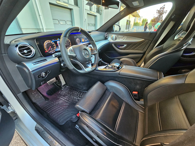 Mercedes-Benz E 63 AMG E63s - автомобили, коли, обяви за нови и употребявани 7