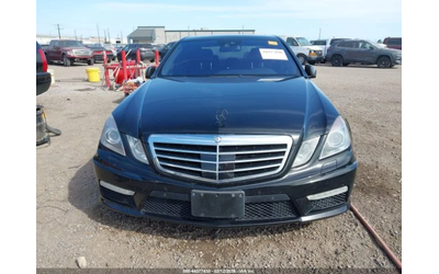 Mercedes-Benz E 63 AMG КОжа* Подгрев* Обдухване* Кейлес* Blind Spot* - автомобили, коли, обяви за нови и употребявани 11