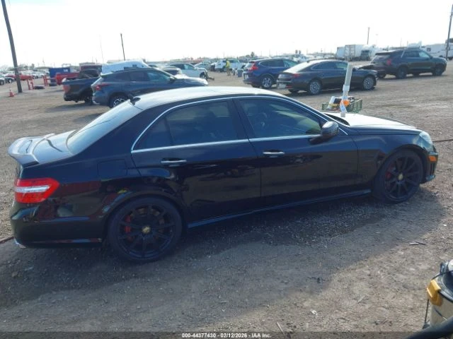 Mercedes-Benz E 63 AMG КОжа* Подгрев* Обдухване* Кейлес* Blind Spot* - автомобили, коли, обяви за нови и употребявани 12