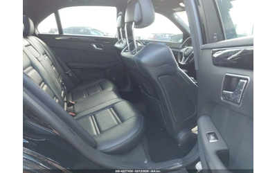 Mercedes-Benz E 63 AMG КОжа* Подгрев* Обдухване* Кейлес* Blind Spot* - автомобили, коли, обяви за нови и употребявани 7