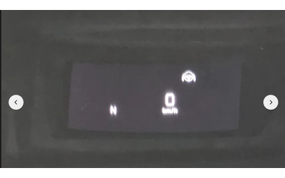 Mercedes-Benz E 63 AMG CARBON* CERAMIC* 3D* BURMESTER* МАСАЖ* ДИСТРОНИК* - автомобили, коли, обяви за нови и употребявани 10