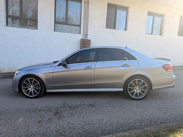 Mercedes-Benz E 63 AMG 4-MATIC / FULL - автомобили, коли, обяви за нови и употребявани 3