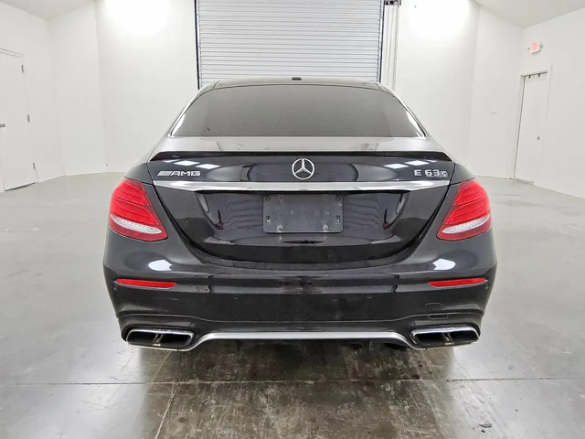 Mercedes-Benz E 63 AMG - автомобили, коли, обяви за нови и употребявани 1