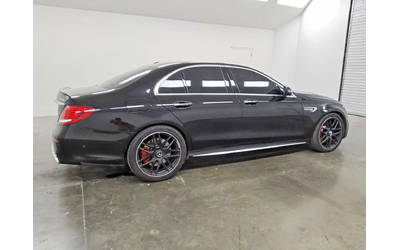 mercedes-benz-e-63-amg - 5