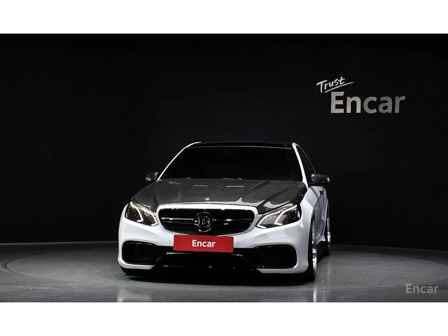 Mercedes-Benz E 63 AMG BRABUS 700* CARBON* PANO* ОБДУХ* КРАЙНА ЦЕНА - автомобили, коли, обяви за нови и употребявани 1