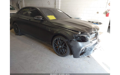 mercedes-benz-e-63-amg-4l-v8-n-all-wheel-drive - 0