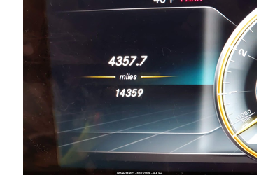 Mercedes-Benz E 63 AMG 4L V8   N All Wheel Drive - автомобили, коли, обяви за нови и употребявани 15