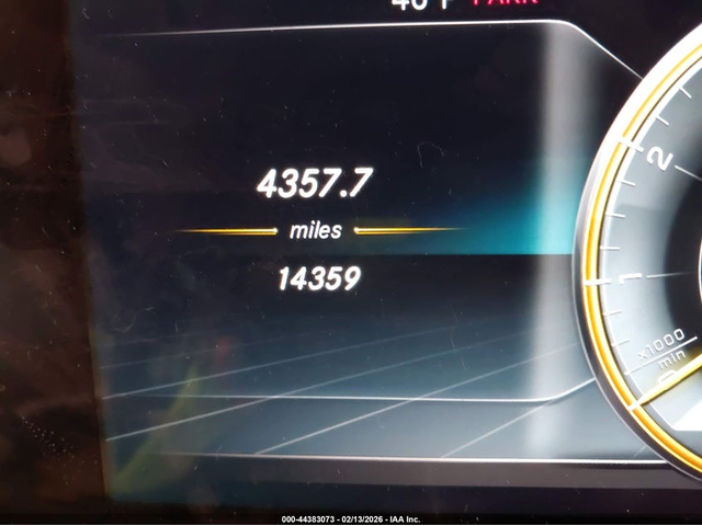 Mercedes-Benz E 63 AMG 4L V8   N All Wheel Drive - автомобили, коли, обяви за нови и употребявани 15