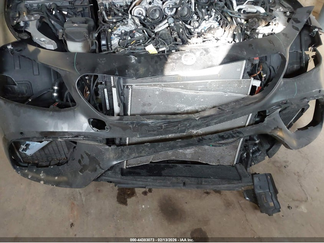 Mercedes-Benz E 63 AMG 4L V8   N All Wheel Drive - автомобили, коли, обяви за нови и употребявани 5