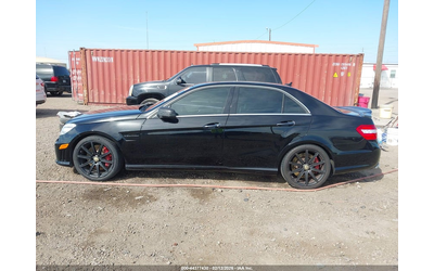 Mercedes-Benz E 63 AMG 5.5L V-8 DI, DOHC, VVT, TURBO, 518HP Rear Wheel Drive - автомобили, коли, обяви за нови и употребявани 13