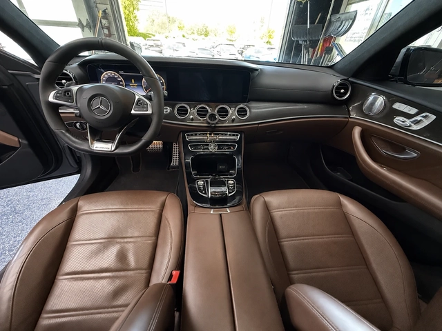 Mercedes-Benz E 63 AMG AMG E 63 S / ПАНОРАМА / КОЖА / ЦЕНА ДО БГ - автомобили, коли, обяви за нови и употребявани 4