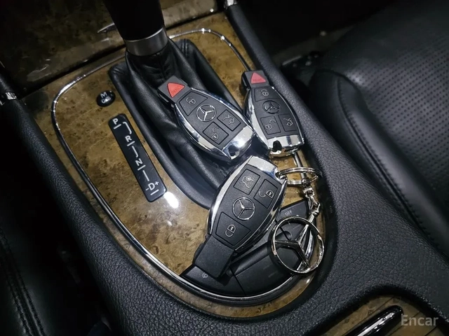 Mercedes-Benz E 63 AMG W211 - автомобили, коли, обяви за нови и употребявани 10